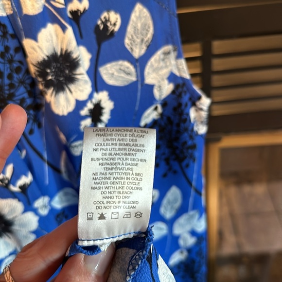 Like New Jasmine & Juliana Sleeveless Blouse - Picture 5 of 5